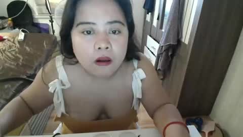 Snapshot of _soleil4u chatting on 05/10/26, 03:33 Anya online show from 05/10/26, 03:33