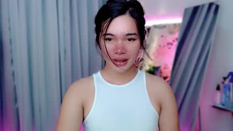 _sophie_69 online show from 09/25/25, 09:18