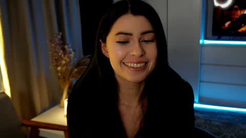 Snapshot of _sophiia_666 chatting on 01/01/25, 12:53 Sophy online show from 01/01/25, 12:53