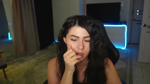 Snapshot of _sophiia_666 chatting on 02/02/25, 11:42 Sophy online show from 02/02/25, 11:42