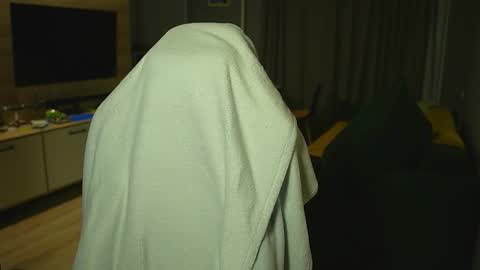 OLIVERpvt is open online show from 11/29/25, 12:08