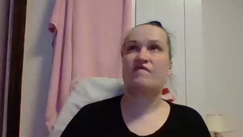 Melisa online show from 03/08/25, 06:05