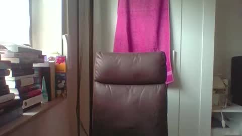 Snapshot of _squirty_pussyyy_ chatting on 06/04/26, 06:19 Melisa online show from 06/04/26, 06:19