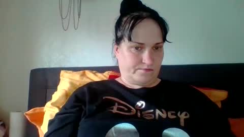 Snapshot of _squirty_pussyyy_ chatting on 06/06/26, 06:12 Melisa online show from 06/06/26, 06:12