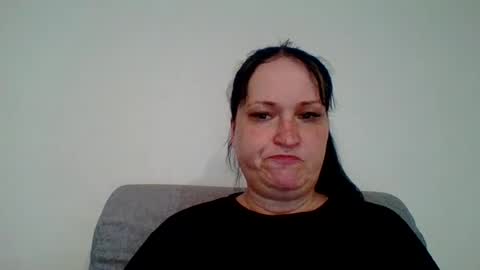 Snapshot of _squirty_pussyyy_ chatting on 07/15/26, 05:18 Melisa online show from 07/15/26, 05:18