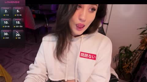 Snapshot of _sserendipityy_ chatting on 09/14/25, 03:11 _sserendipityy_ online show from 09/14/25, 03:11