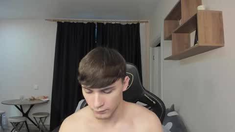 MARKPVT IS OPEN online show from 11/09/25, 04:00