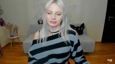 Marie online show from 02/17/25, 07:10