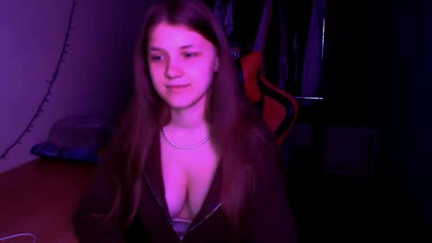 Snapshot of _sweet_foxy_ chatting on 01/15/26, 02:54 Mari online show from 01/15/26, 02:54