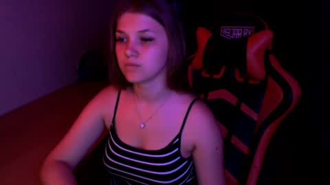 Snapshot of _sweet_foxy_ chatting on 07/07/26, 06:56 Mari online show from 07/07/26, 06:56