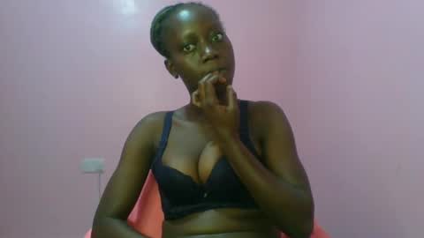 Snapshot of _sweet_gabriella chatting on 02/18/25, 10:38 Gabriella online show from 02/18/25, 10:38