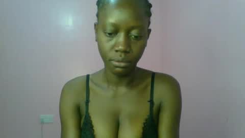 Snapshot of _sweet_gabriella chatting on 02/24/25, 01:13 Gabriella online show from 02/24/25, 01:13