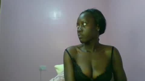 Snapshot of _sweet_gabriella chatting on 10/14/25, 09:43 Gabriella online show from 10/14/25, 09:43