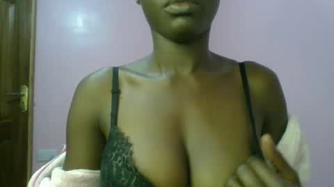 Snapshot of _sweet_gabriella chatting on 11/14/25, 03:38 Gabriella online show from 11/14/25, 03:38