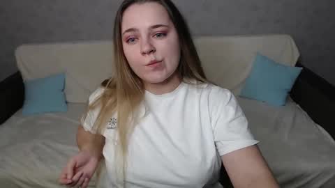 Lana online show from 12/03/24, 10:28