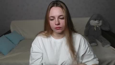 Lana online show from 10/06/25, 06:44