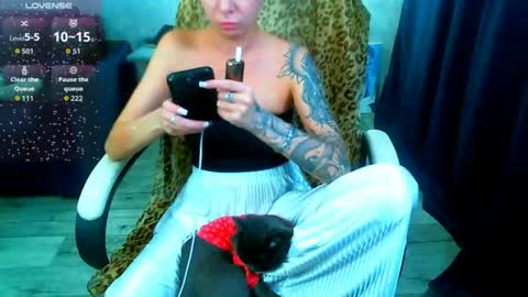 Snapshot of _sweet_ruby_ chatting on 06/23/26, 04:38 Milana welcome to my world online show from 06/23/26, 04:38