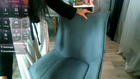 Snapshot of _sweet_ruby_ chatting on 07/06/26, 03:03 Milana welcome to my world online show from 07/06/26, 03:03
