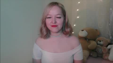 Snapshot of _sweet_smile_ chatting on 11/23/25, 07:57 _sweet_smile_ online show from 11/23/25, 07:57
