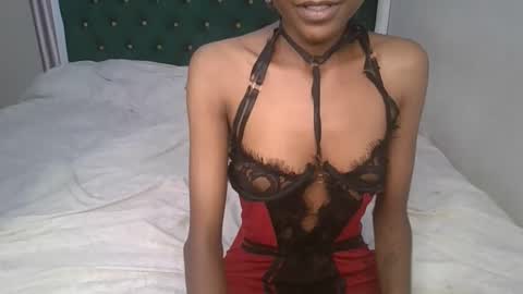 Snapshot of _sweetebony_r chatting on 02/06/26, 07:02 _sweetebony_r online show from 02/06/26, 07:02