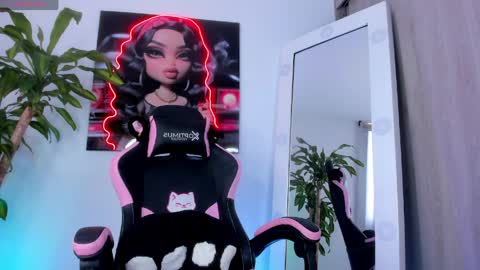 Maria Fernanda online show from 04/28/26, 04:45