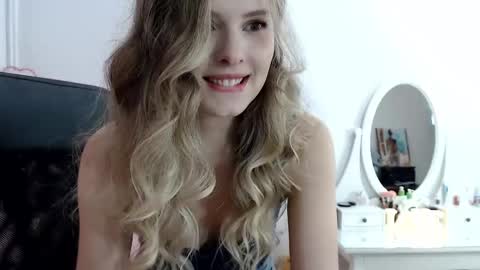 _sweettreat online show from 03/02/25, 10:59