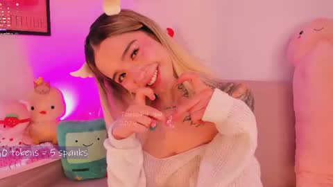 _tammarra_ online show from 06/11/26, 04:27