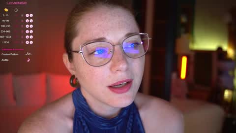Evi online show from 09/12/25, 07:03