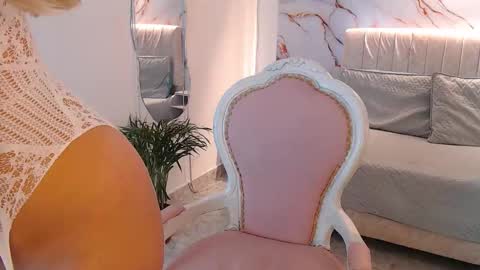 Snapshot of _tiffany1 chatting on 11/21/25, 09:13 _tiffany1 online show from 11/21/25, 09:13