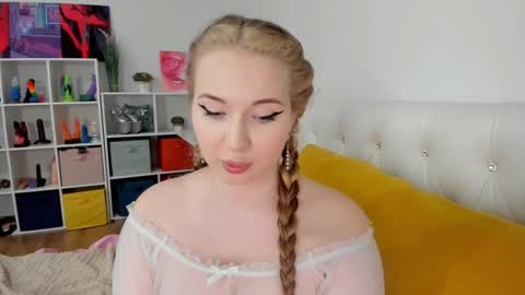 Snapshot of _timeless_paradox chatting on 02/23/26, 12:13 LilyOpen Pvt online show from 02/23/26, 12:13