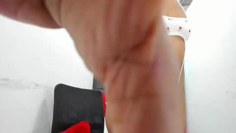 tinny online show from 12/15/25, 12:20