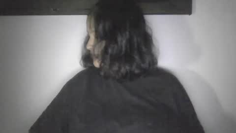 Snapshot of _tokyo01 chatting on 12/19/24, 12:13 Tokyo01 online show from 12/19/24, 12:13