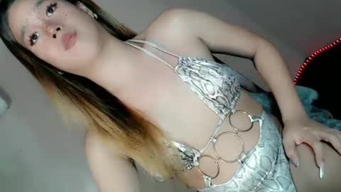 Snapshot of _topdomfucker_ chatting on 03/27/26, 08:37 Iam Alex online show from 03/27/26, 08:37