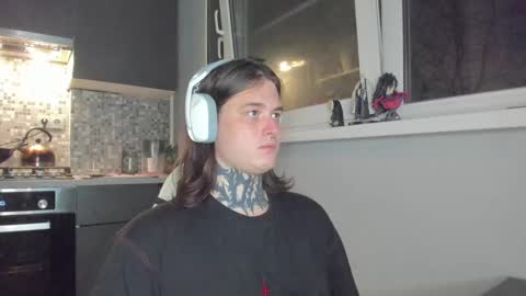 _torfin_ online show from 03/08/25, 03:39