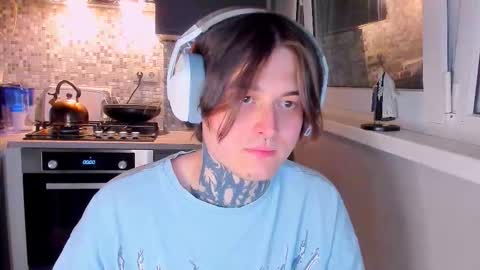 _torfin_ online show from 02/27/26, 11:38