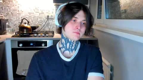 _torfin_ online show from 04/27/26, 11:14