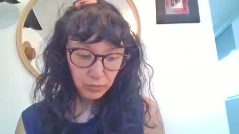 Snapshot of _tutti_frutti_ chatting on 03/22/26, 11:08 _tutti_frutti_ online show from 03/22/26, 11:08