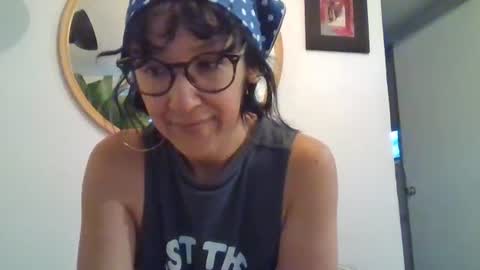 Snapshot of _tutti_frutti_ chatting on 06/27/26, 12:04 _tutti_frutti_ online show from 06/27/26, 12:04