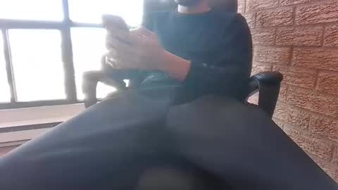 Snapshot of _urdaddy chatting on 12/14/25, 06:23 Master Sir Daddy Ash online show from 12/14/25, 06:23