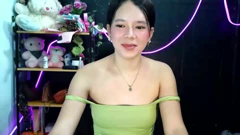_urpetitegirl online show from 05/14/26, 01:45