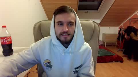 Snapshot of _v_l_a_d_ chatting on 02/07/25, 02:50 Vlad online show from 02/07/25, 02:50