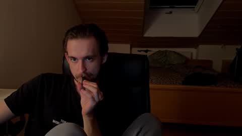 Vlad online show from 03/12/26, 05:52