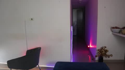 Anastasia Vahos online show from 02/24/25, 09:31