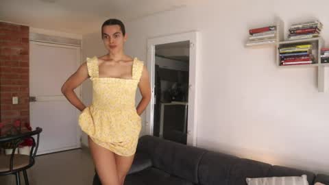 Anastasia Vahos online show from 06/04/26, 05:41