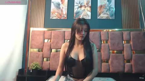 _valery34_ online show from 06/25/26, 11:04