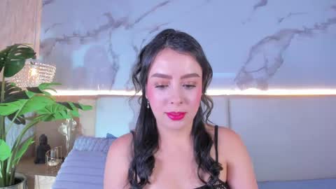 Snapshot of _valeryysmith_ chatting on 04/30/26, 03:57 Valery online show from 04/30/26, 03:57