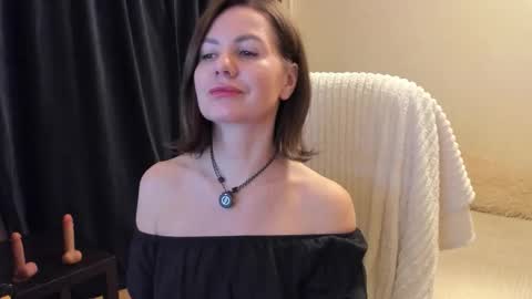 Snapshot of _vallylove chatting on 01/11/26, 11:43 _vallylove online show from 01/11/26, 11:43