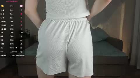 Viola online show from 06/15/26, 06:54