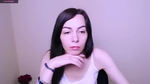 Snapshot of _violax_ chatting on 06/20/26, 08:06 Vio online show from 06/20/26, 08:06