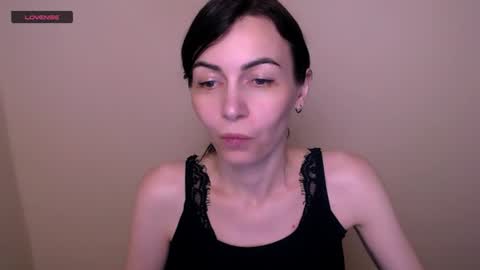 Snapshot of _violax_ chatting on 07/06/26, 05:26 Vio online show from 07/06/26, 05:26